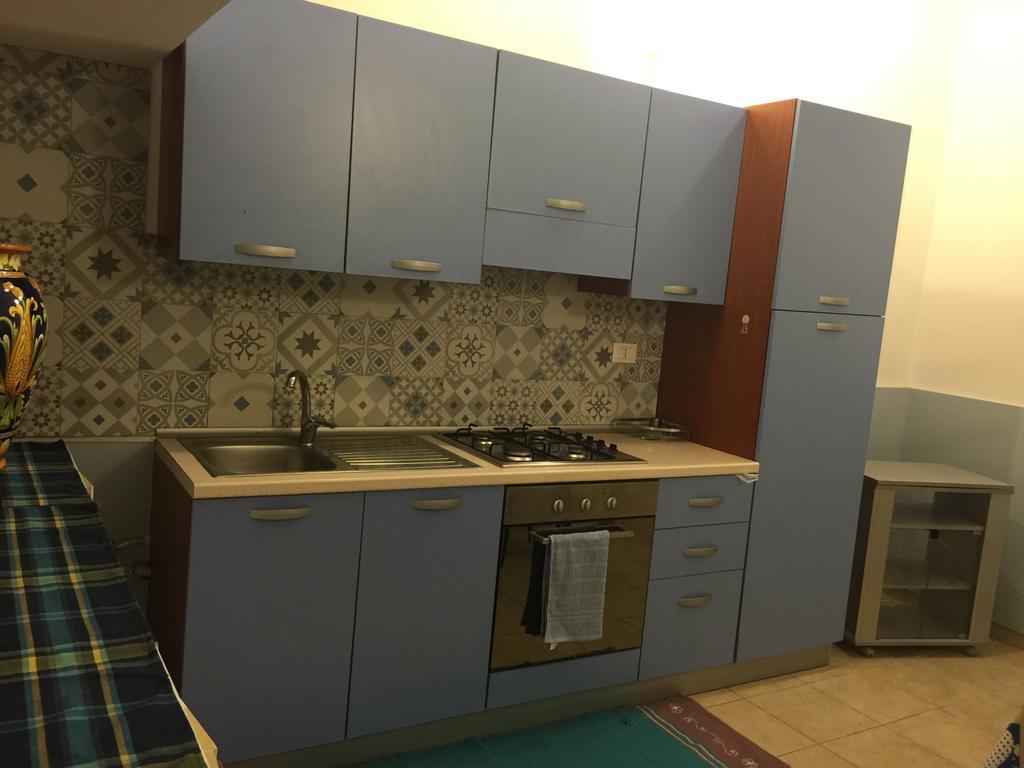 Loft Rapisardi Apartment Catania Bagian luar foto