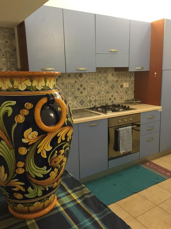 Loft Rapisardi Apartment Catania Bagian luar foto